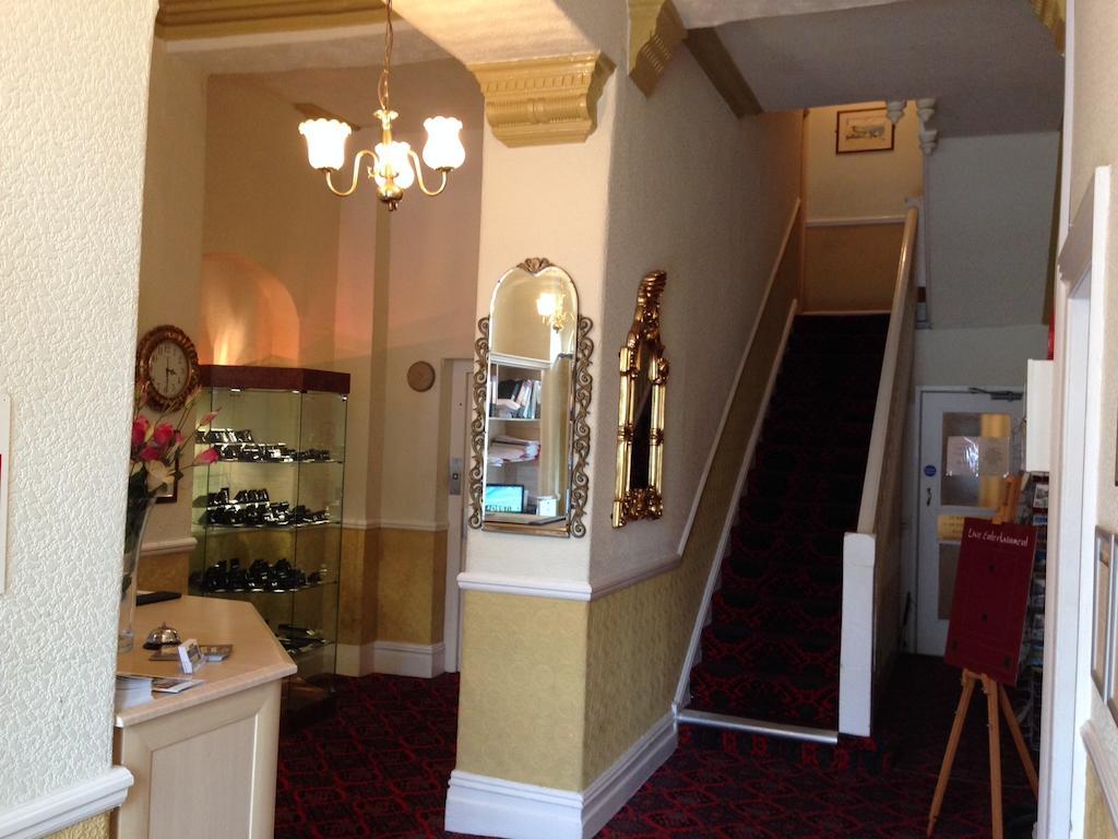 Grand Ash Hotel Llandudno Eksteriør billede