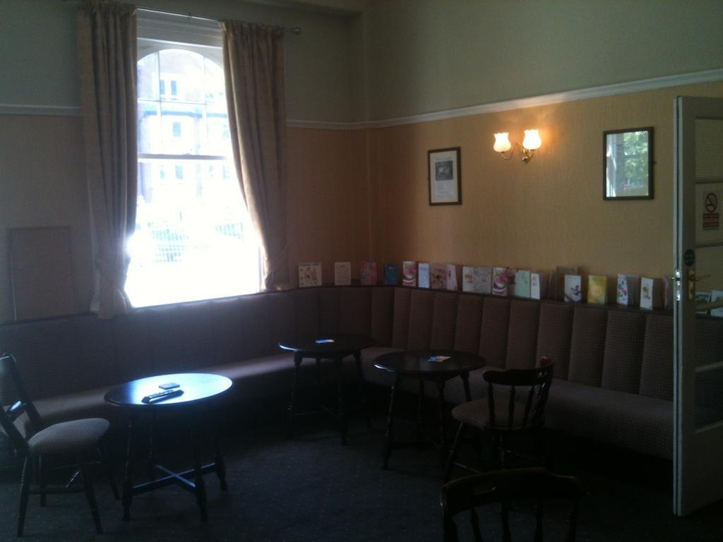 Grand Ash Hotel Llandudno Eksteriør billede