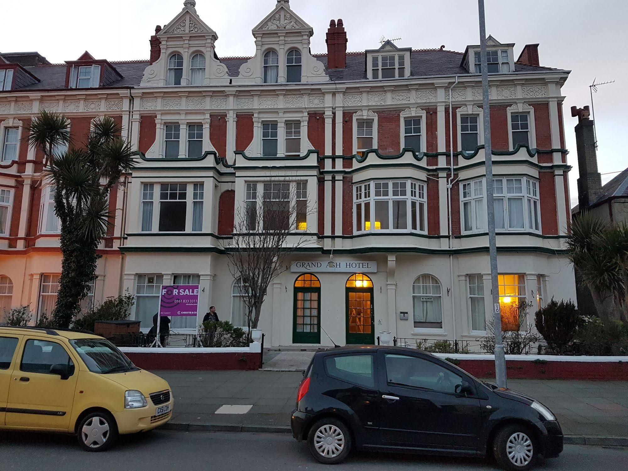 Grand Ash Hotel Llandudno Eksteriør billede